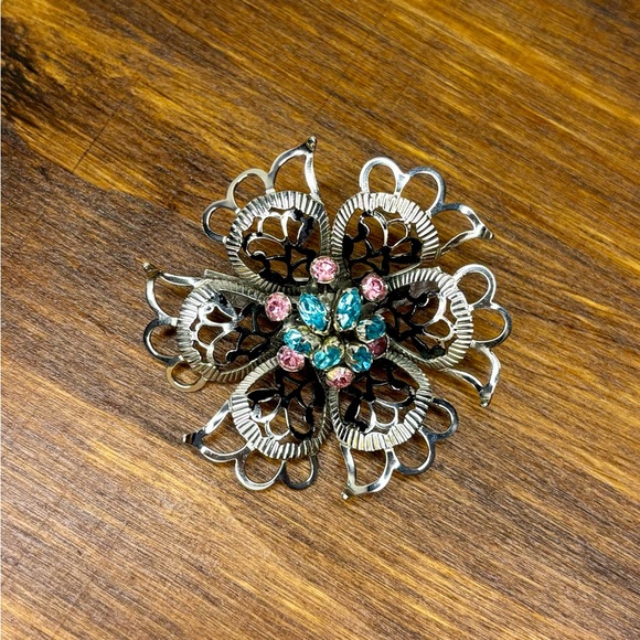 Bond Boyd Sterling Floral Brooch with Pink and Blue Stones - Picture 4 of 9